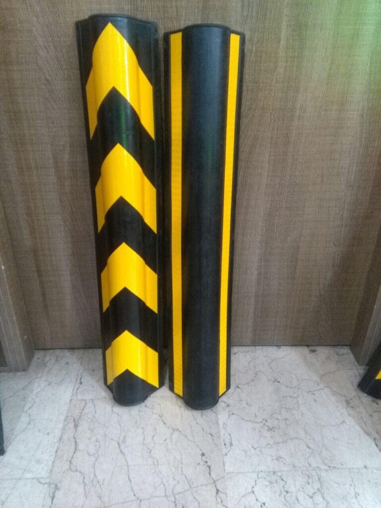 محافظ ستون لاستیکی